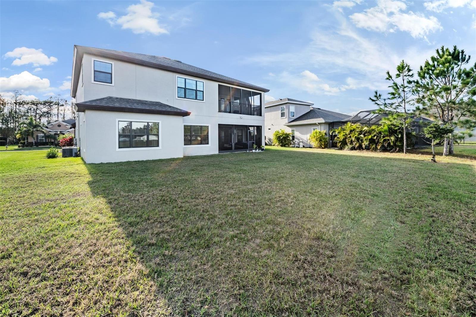 Image 41 of 51 For 19529 Hayden Lake Court