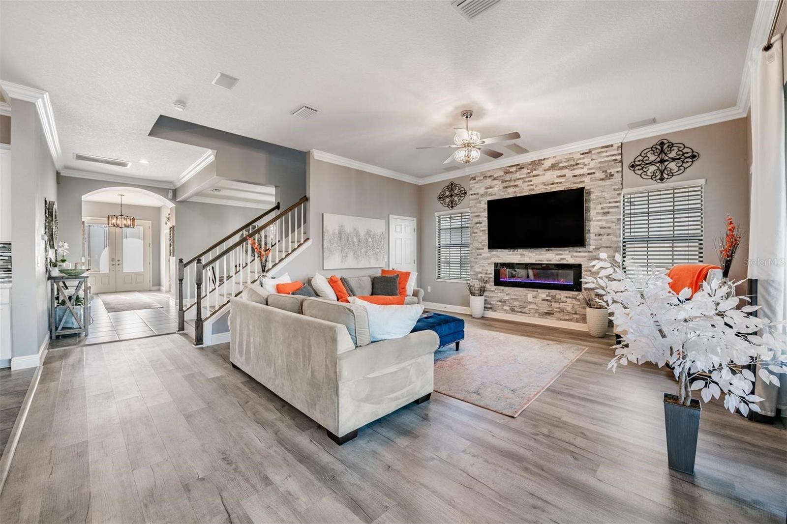 Image 8 of 51 For 19529 Hayden Lake Court