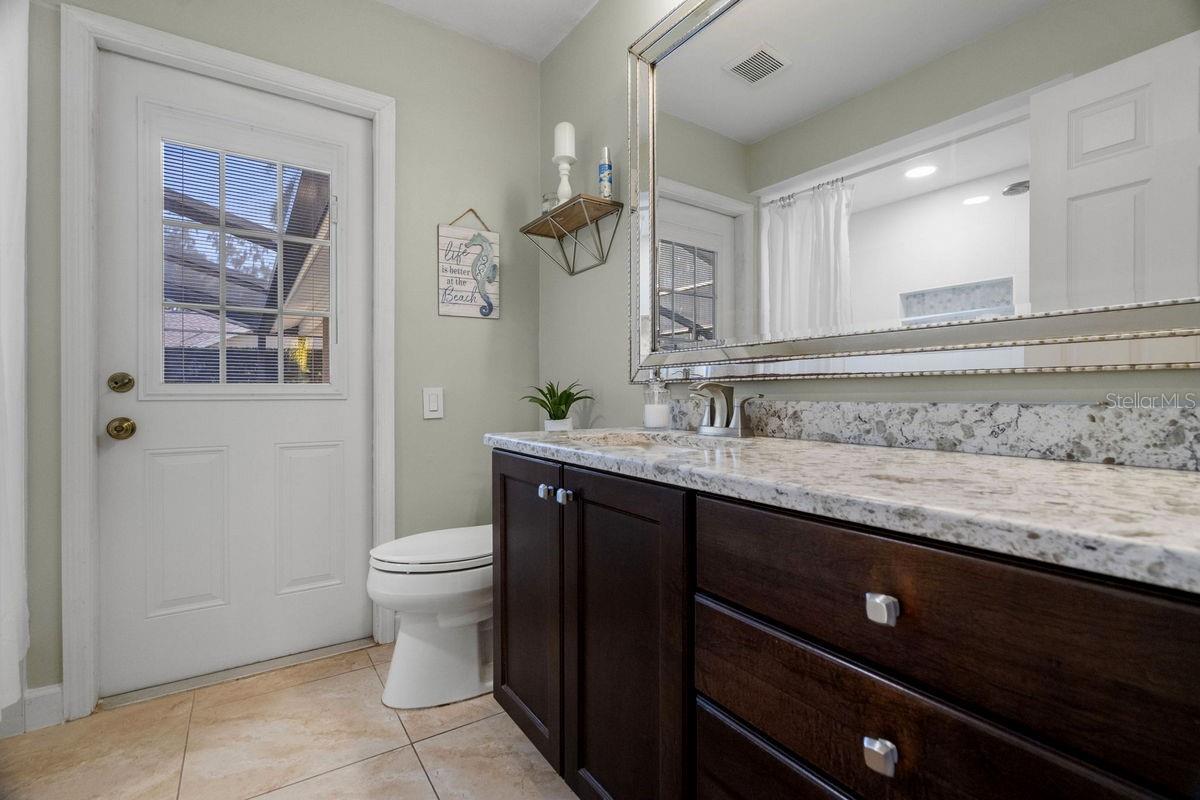 Listing photo id 33 for 2639 Landing Way