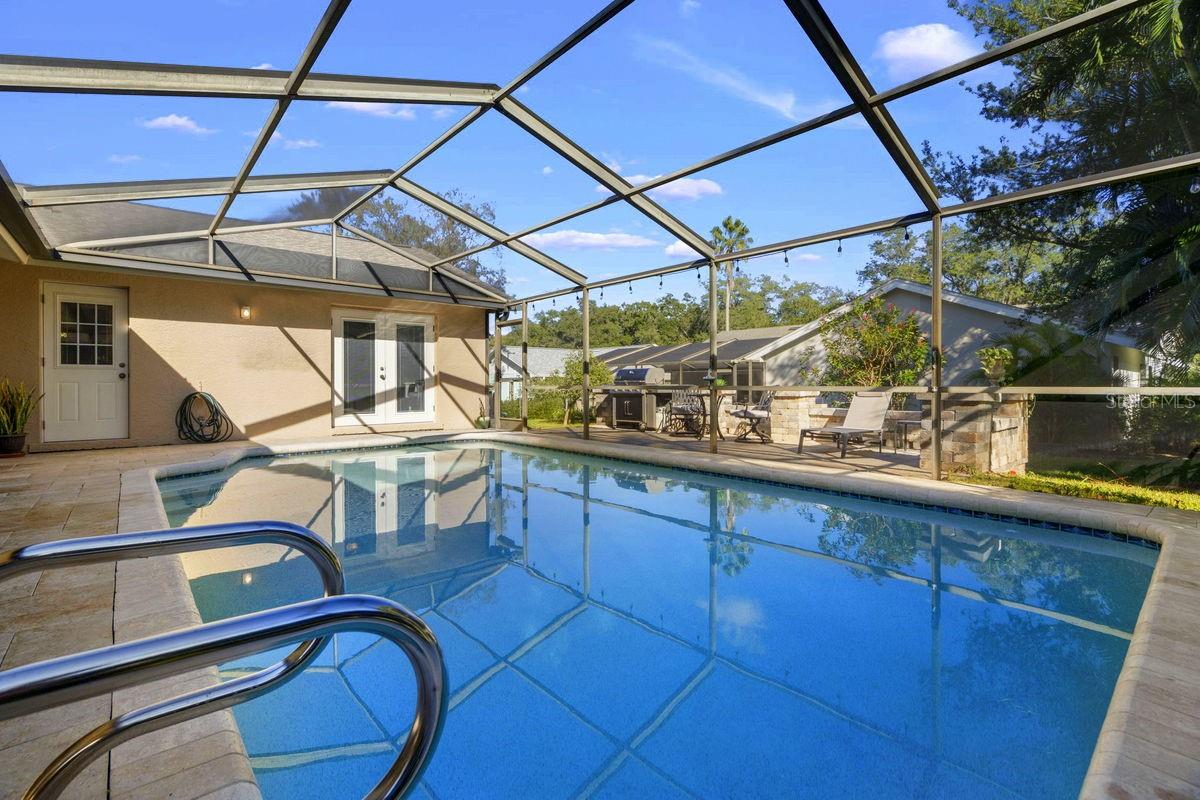 Listing photo id 36 for 2639 Landing Way