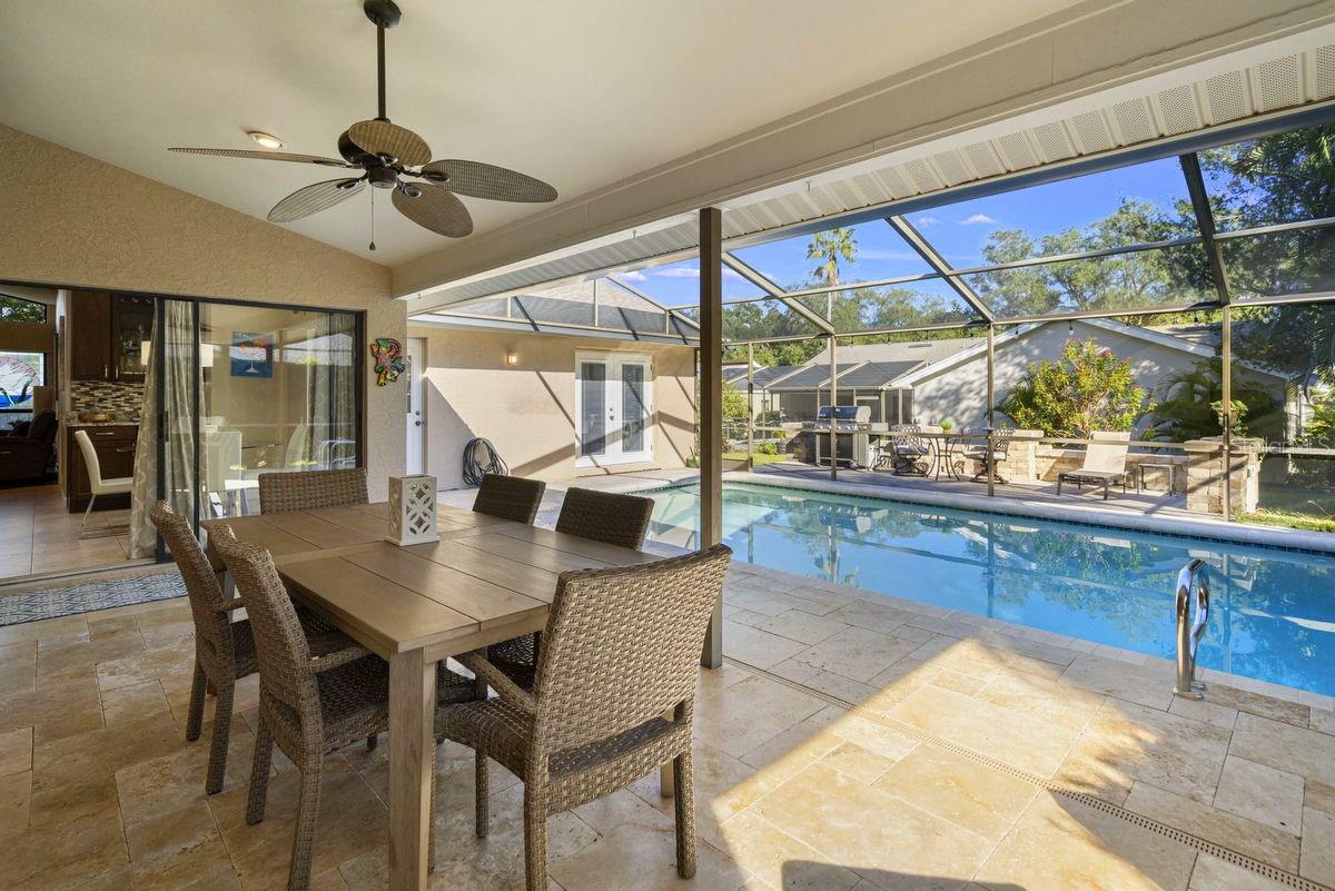 Listing photo id 37 for 2639 Landing Way