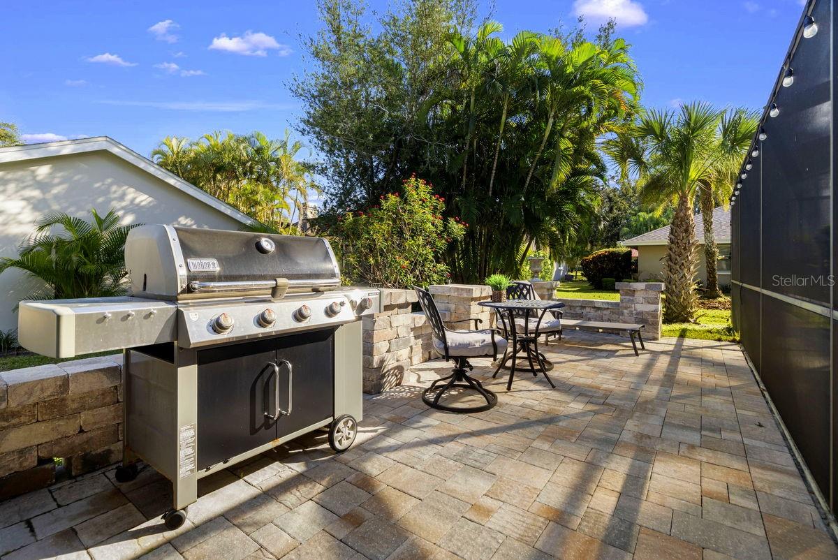 Listing photo id 41 for 2639 Landing Way