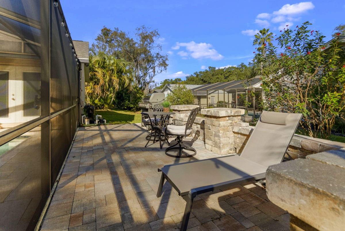 Listing photo id 42 for 2639 Landing Way