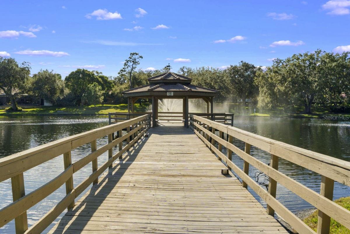 Listing photo id 49 for 2639 Landing Way