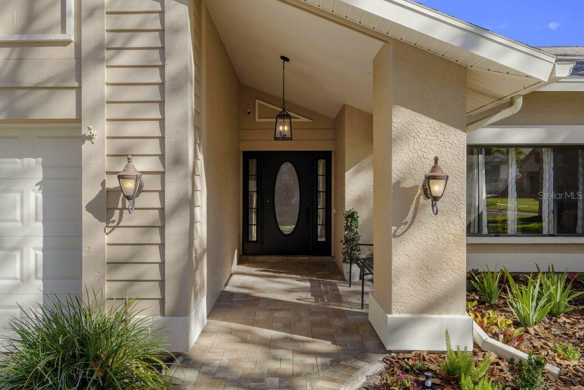 Listing photo id 4 for 2639 Landing Way