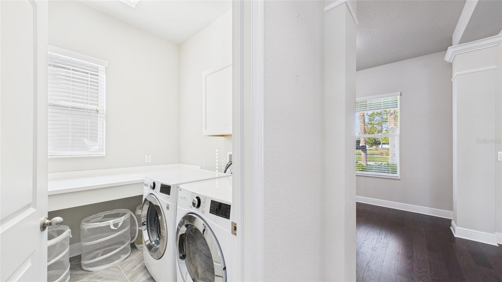 Image 11 of 59 For 2776 Long Bow Way