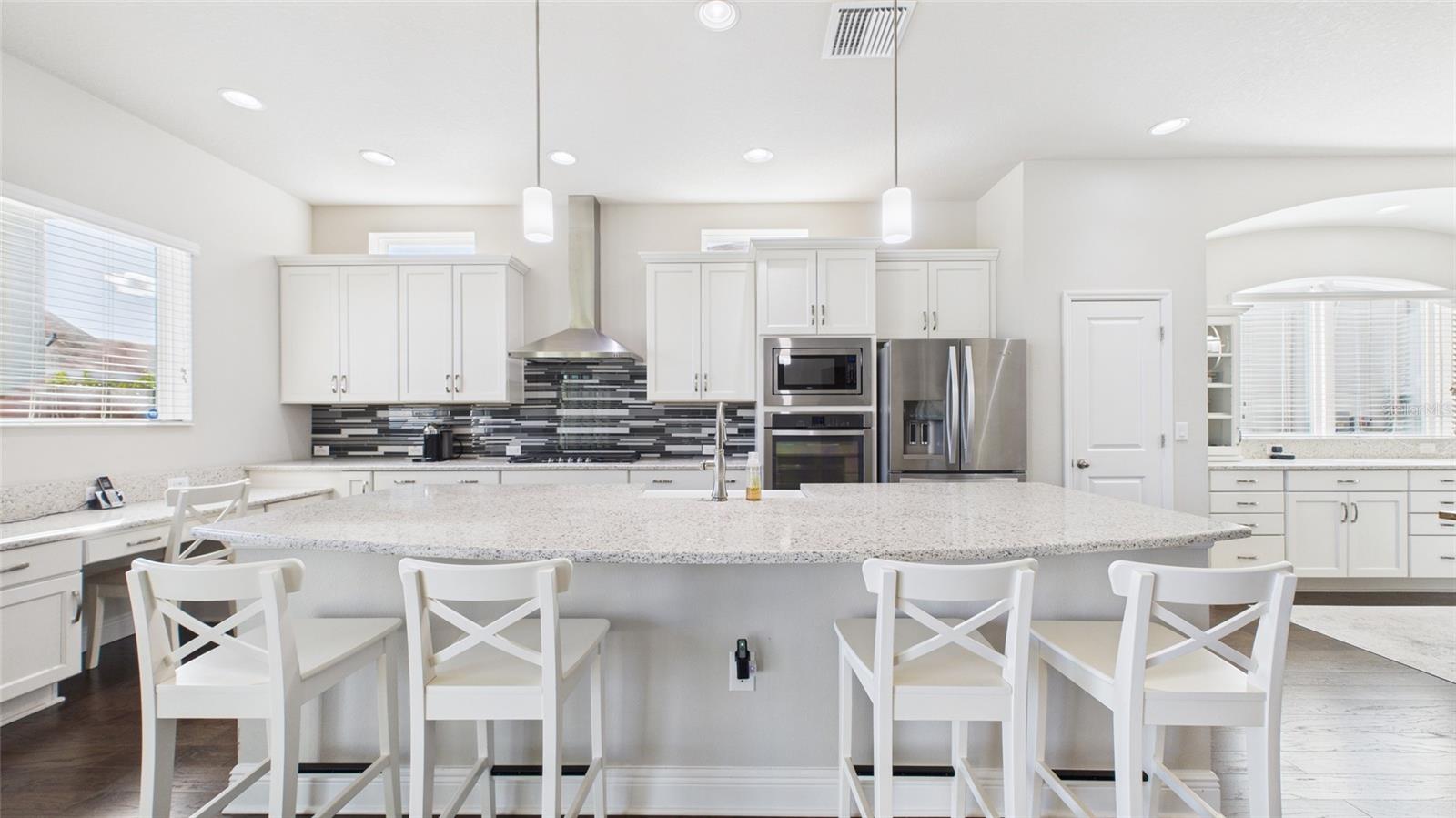 Image 16 of 59 For 2776 Long Bow Way