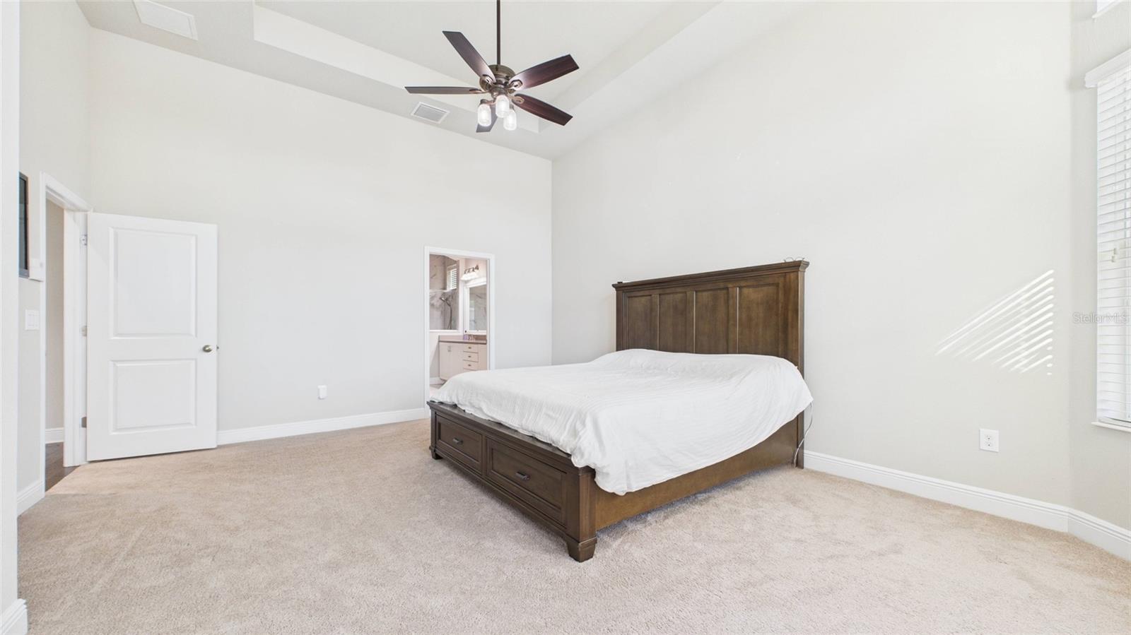 Image 23 of 59 For 2776 Long Bow Way