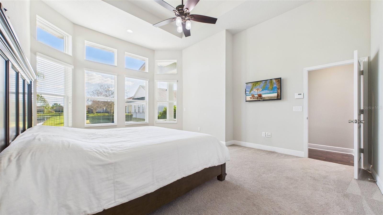 Image 24 of 59 For 2776 Long Bow Way