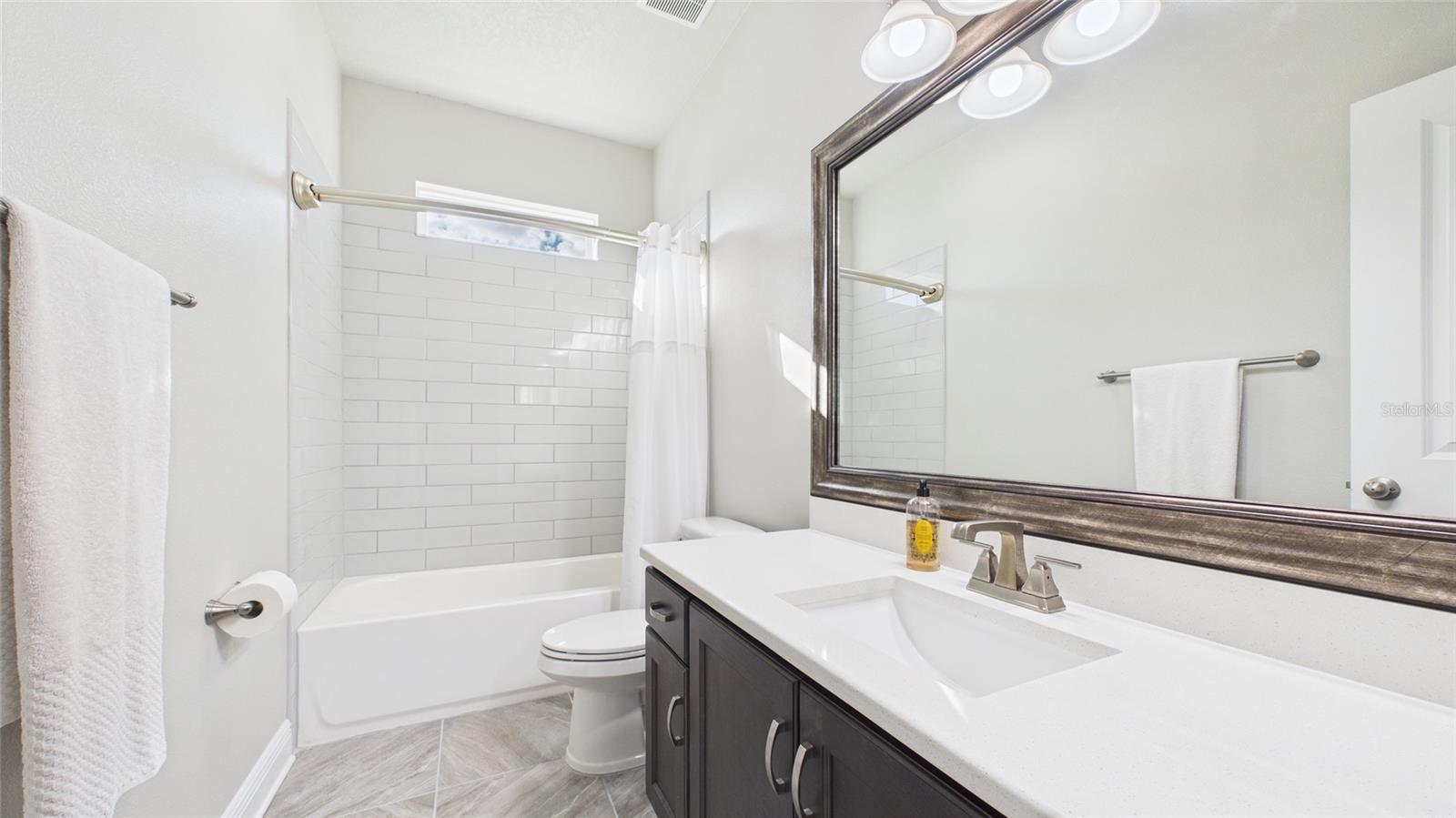 Image 30 of 59 For 2776 Long Bow Way