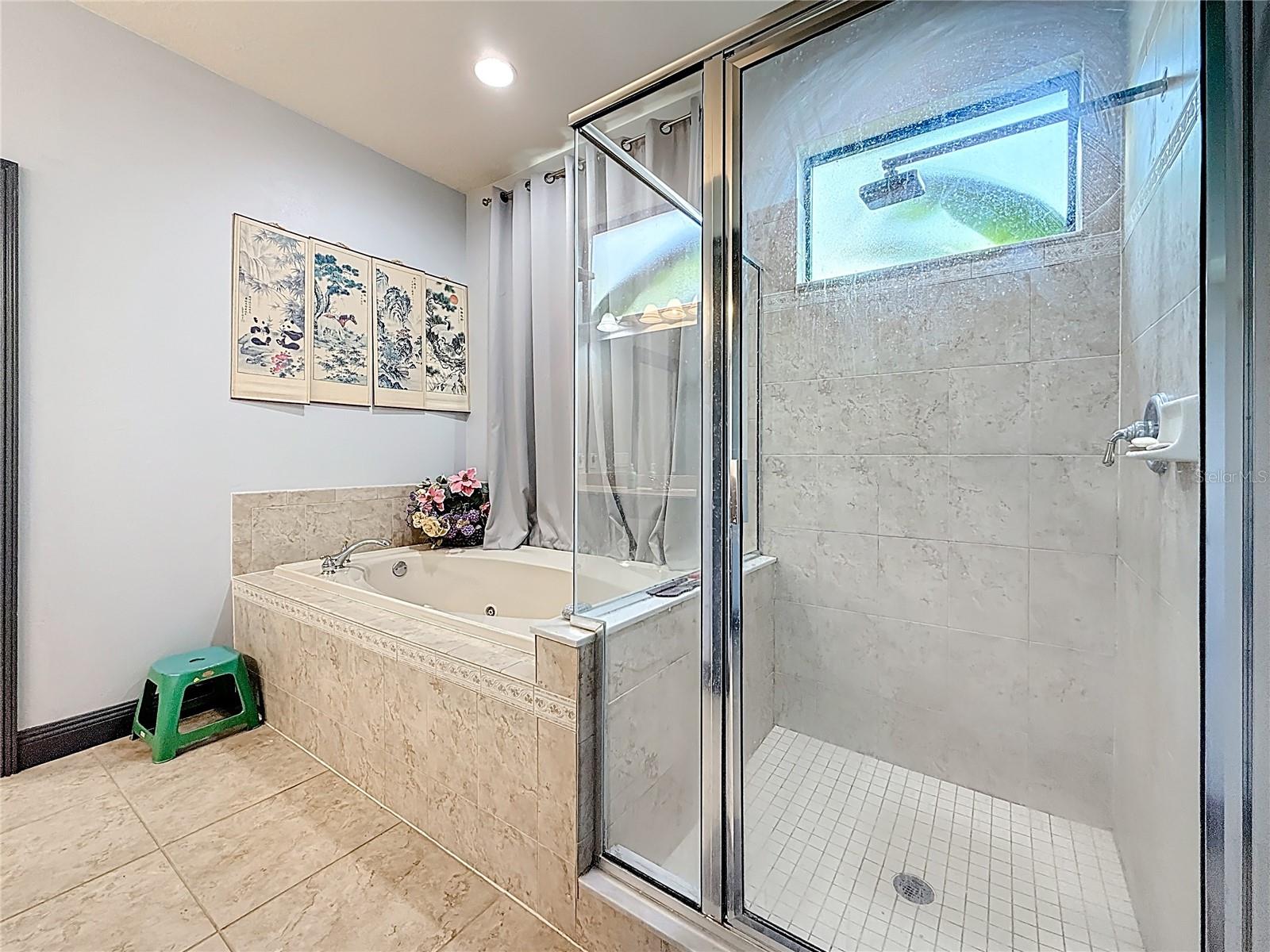 Image 25 of 59 For 2679 Lakebreeze Lane S