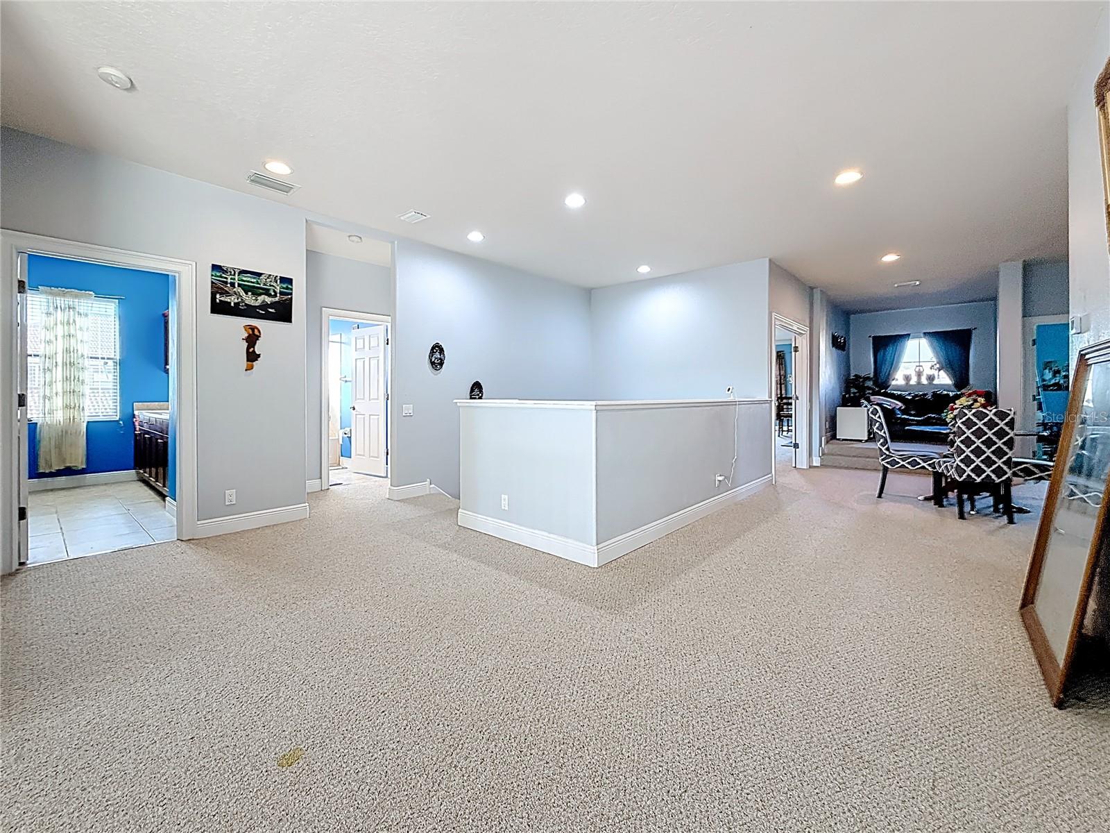 Image 31 of 59 For 2679 Lakebreeze Lane S