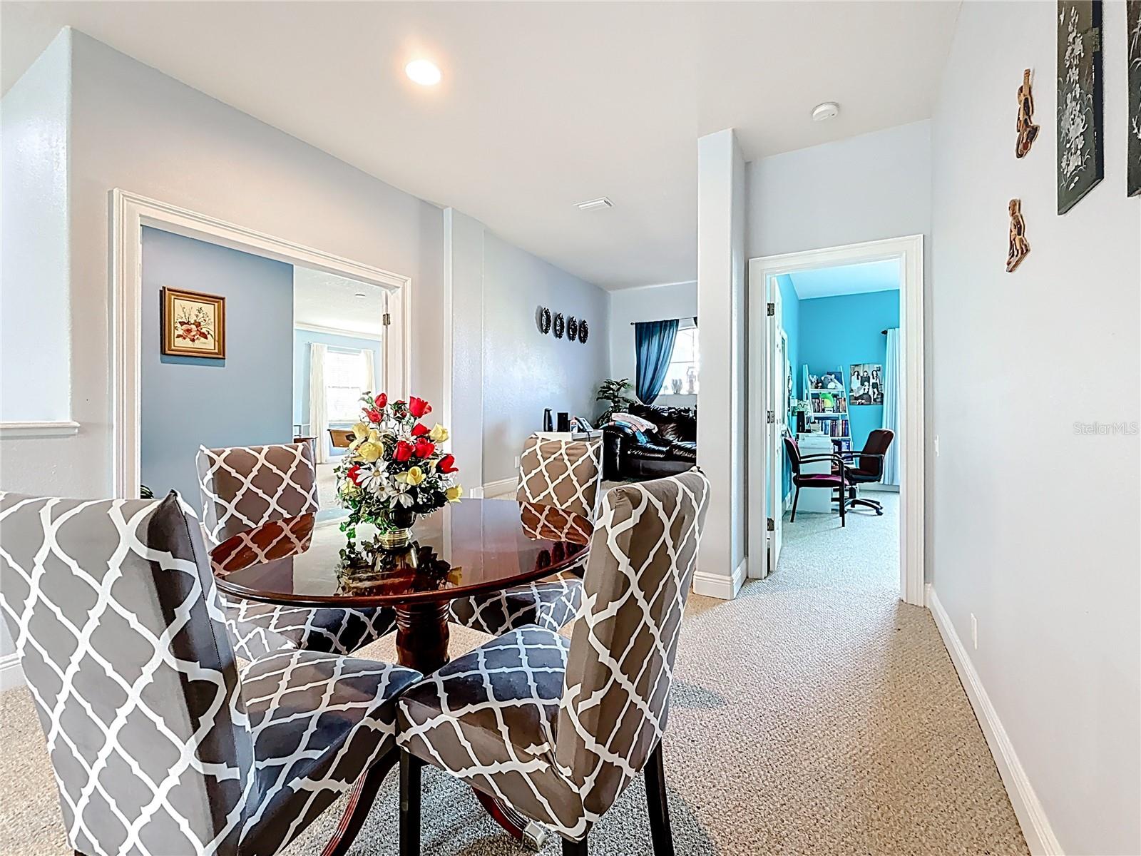 Image 33 of 59 For 2679 Lakebreeze Lane S