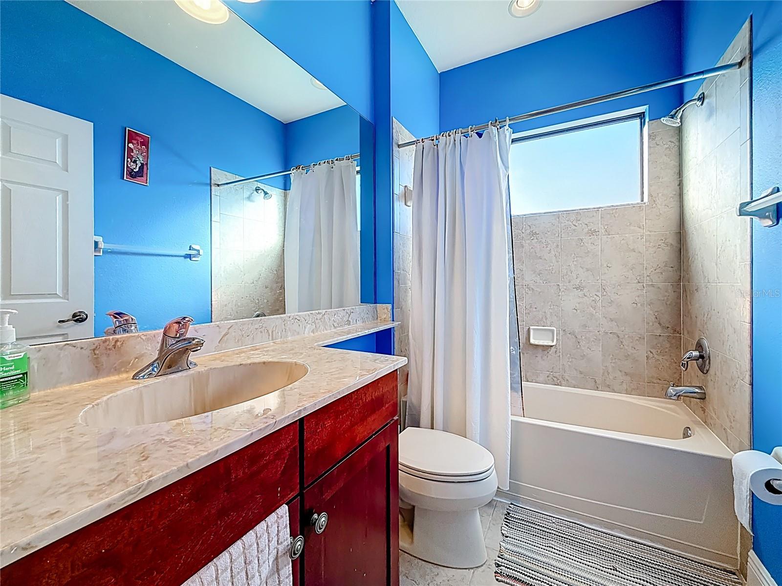 Image 48 of 59 For 2679 Lakebreeze Lane S