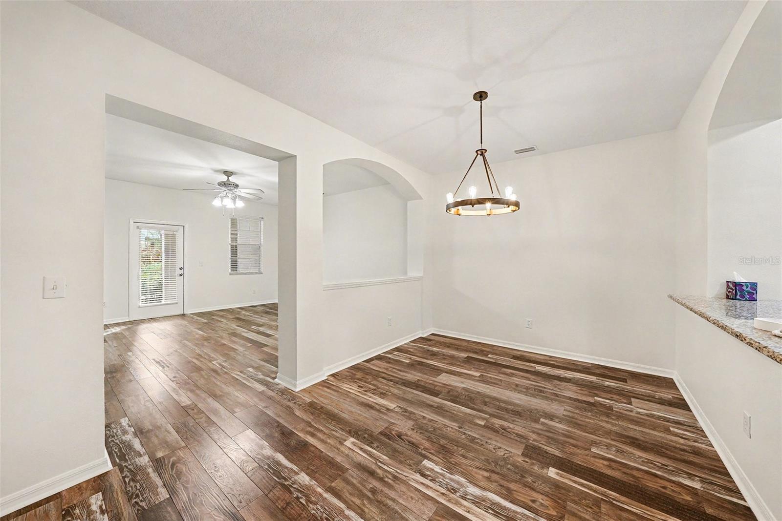 Image 11 of 32 For 9420 Georgian Park Lane 106