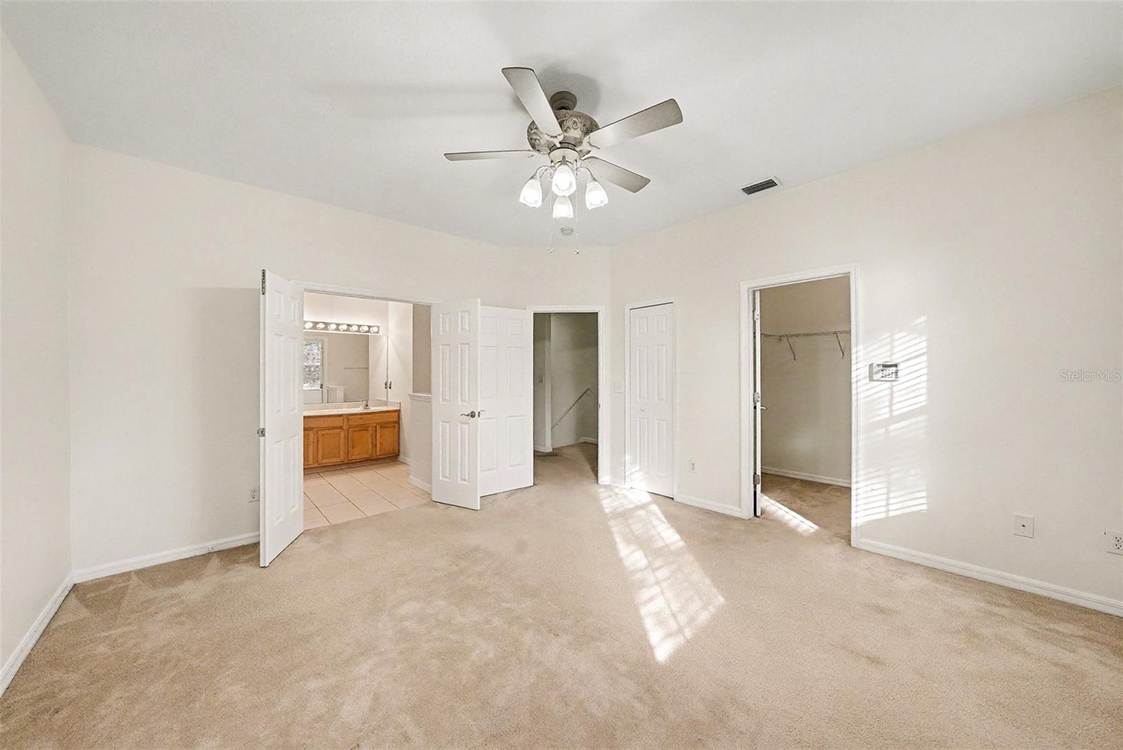 Image 21 of 32 For 9420 Georgian Park Lane 106