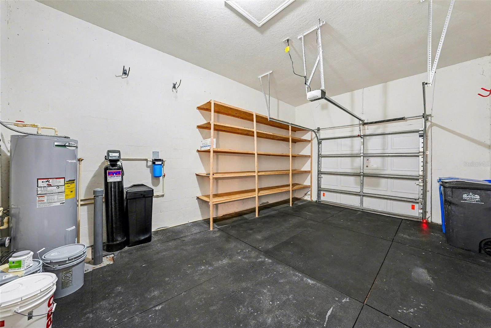 Image 31 of 32 For 9420 Georgian Park Lane 106