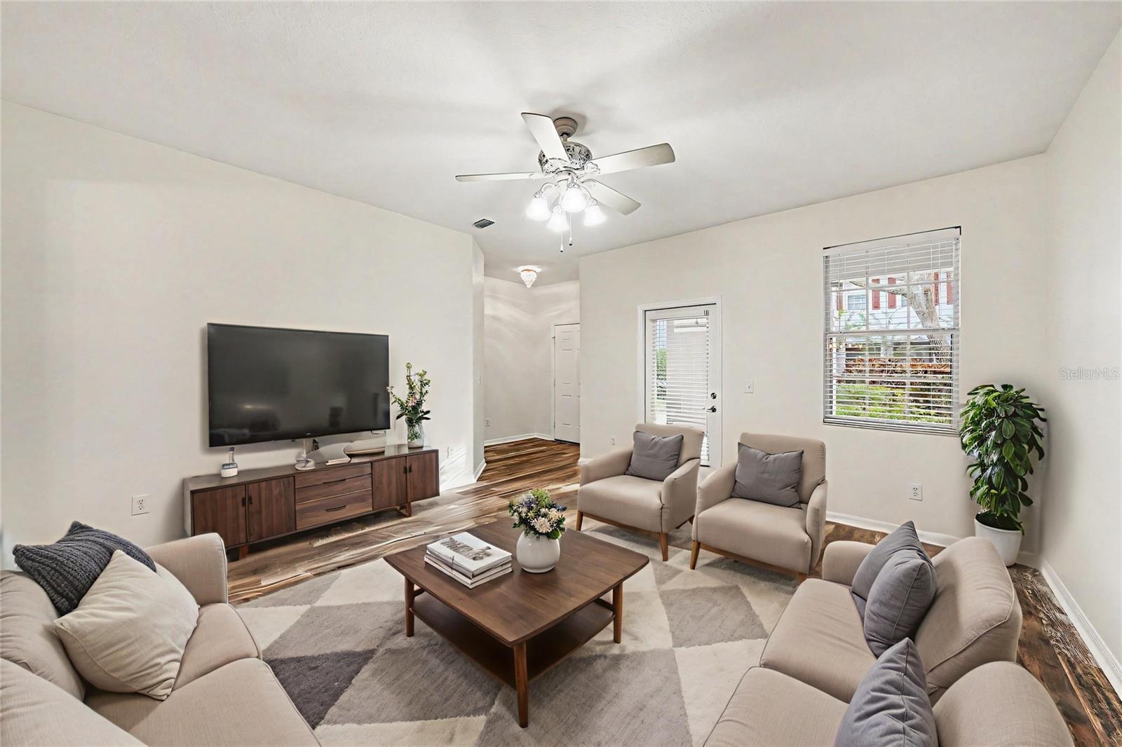 Image 9 of 32 For 9420 Georgian Park Lane 106