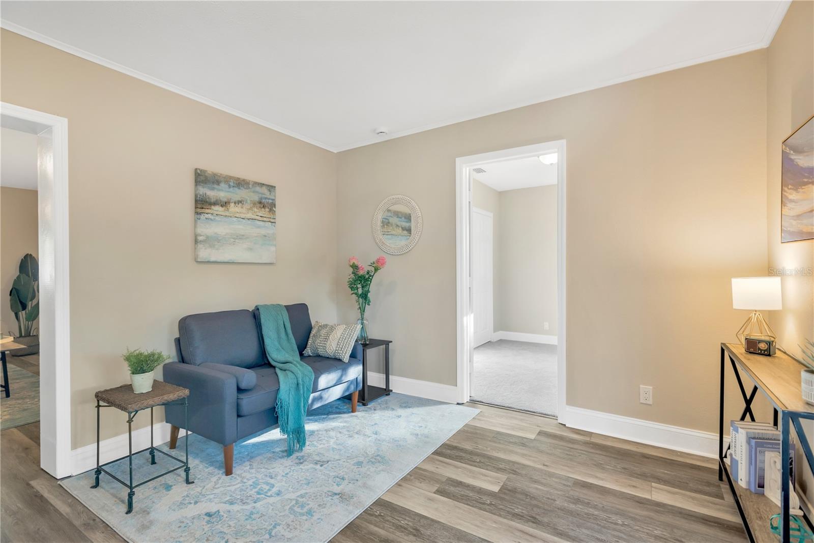 Image 9 of 24 For 14814 Iris Avenue