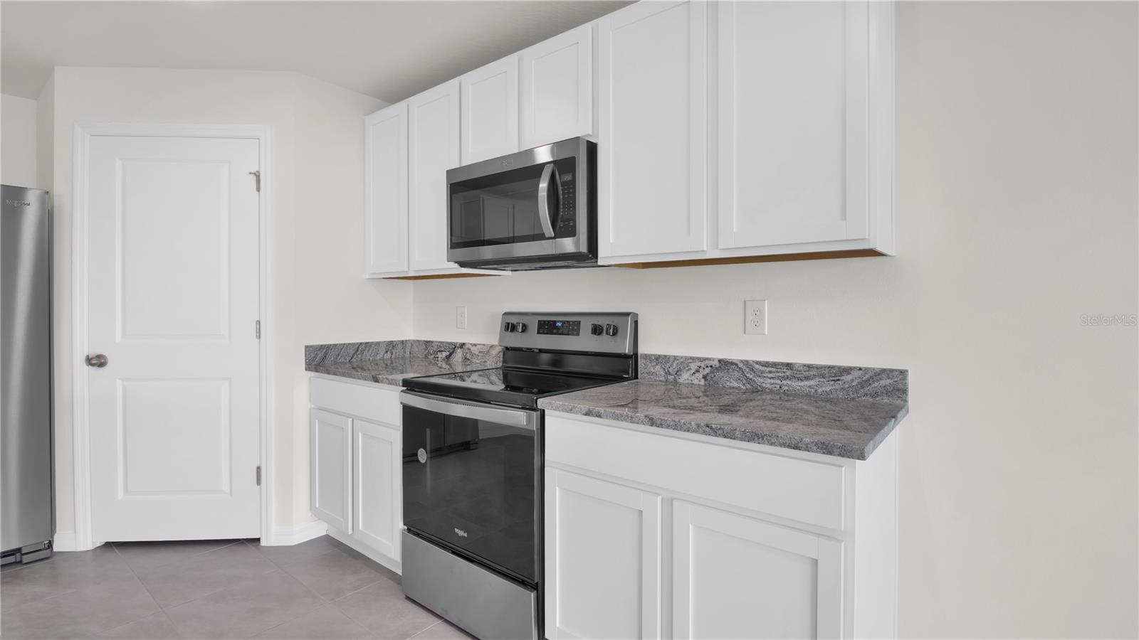 Image 17 of 40 For 16632 Windmill Forge Pass