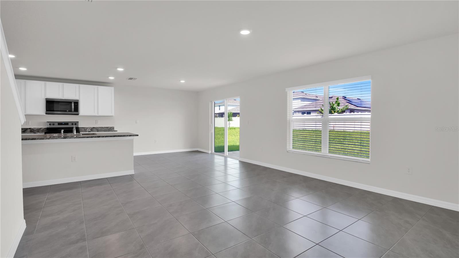 Image 22 of 40 For 16632 Windmill Forge Pass