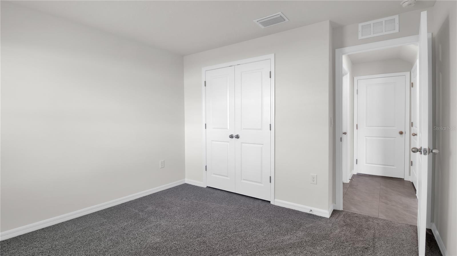 Image 24 of 40 For 16632 Windmill Forge Pass