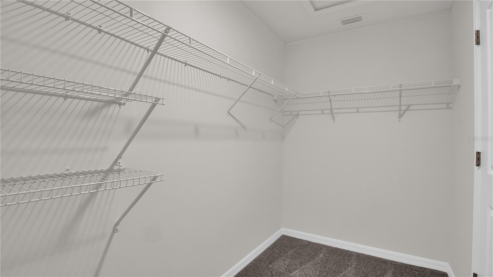 Image 6 of 40 For 16632 Windmill Forge Pass