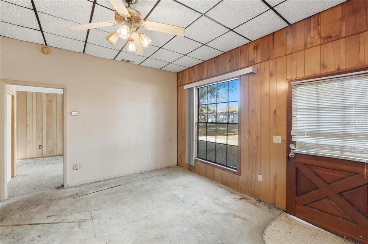 Image 28 of 46 For 2218 Avenue B Sw