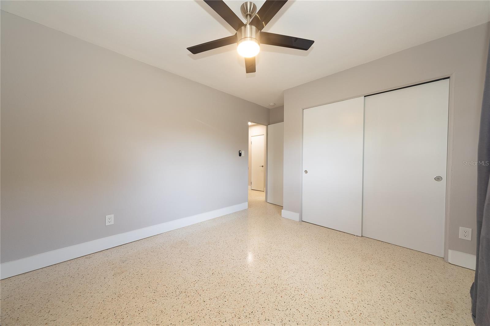 Image 17 of 24 For 2000 1st Street Se