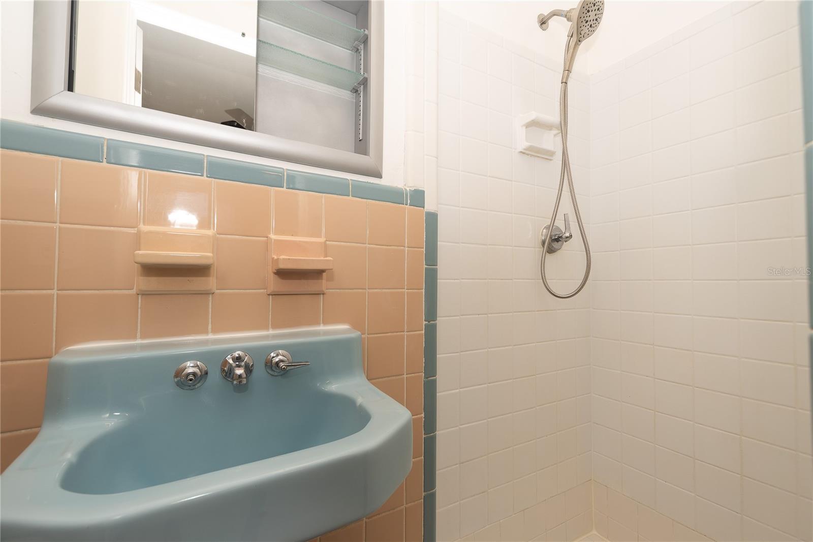 Image 18 of 24 For 2000 1st Street Se