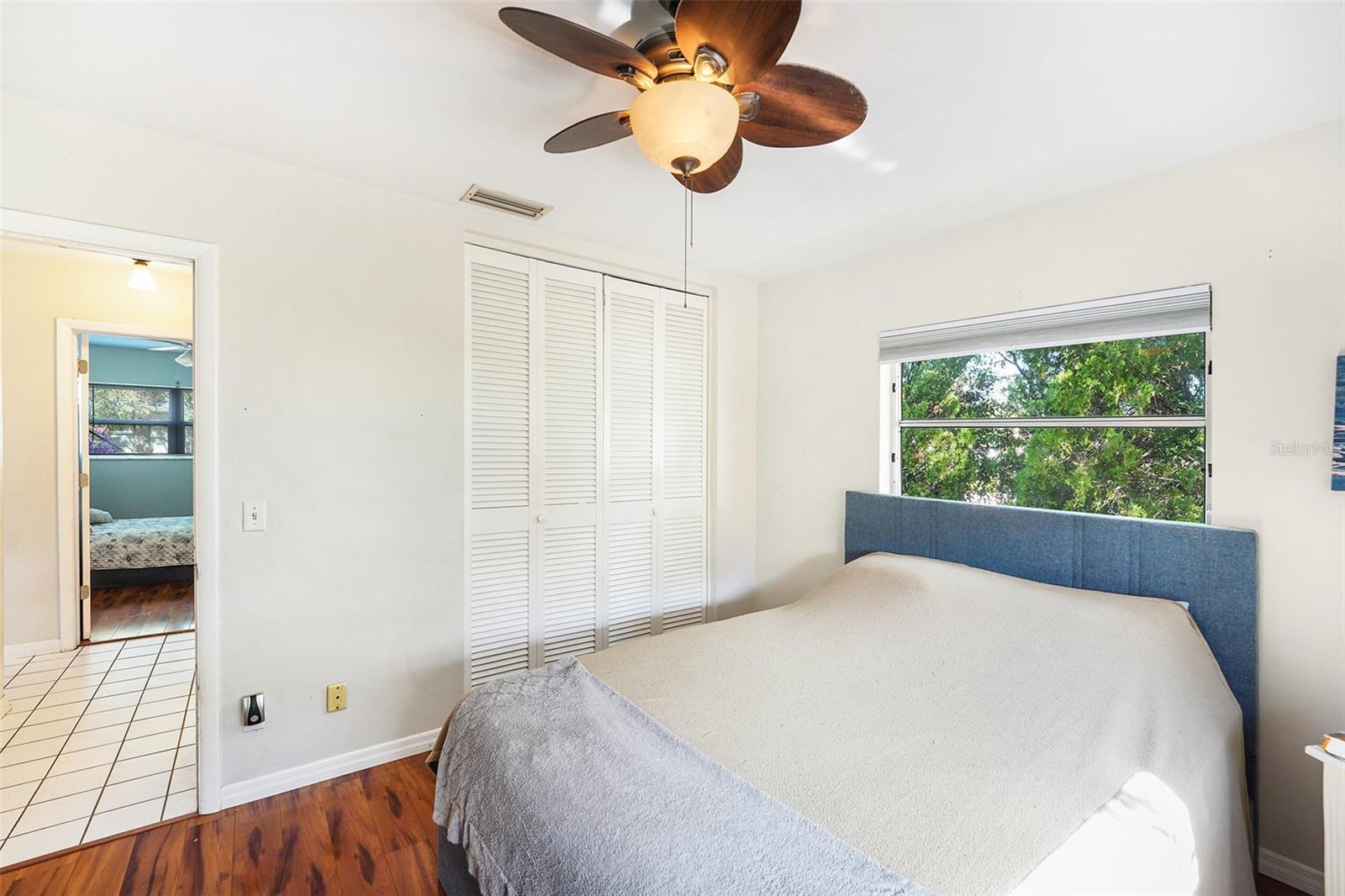 Listing photo id 10 for 2111 Timber Lane