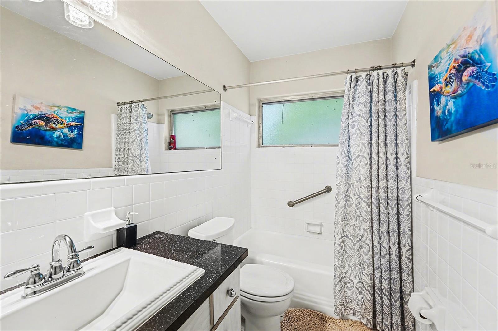 Listing photo id 15 for 2111 Timber Lane