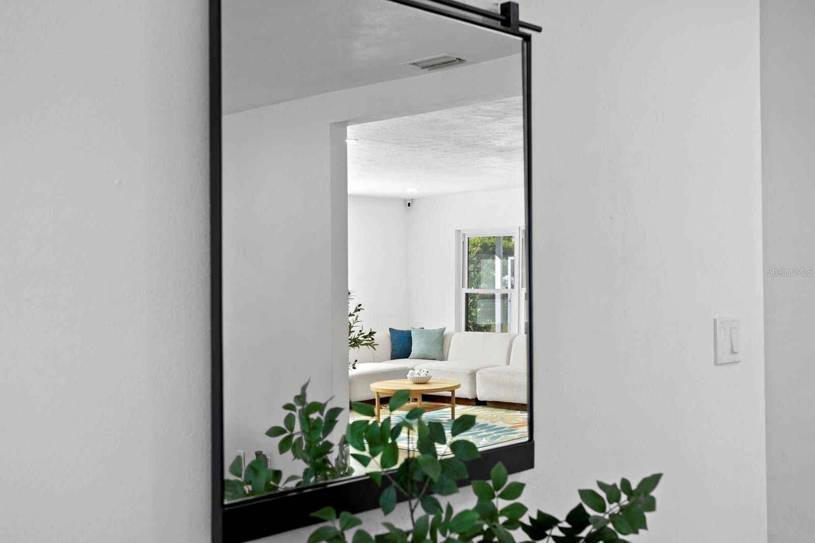 Image 10 of 47 For 208 Ward Street