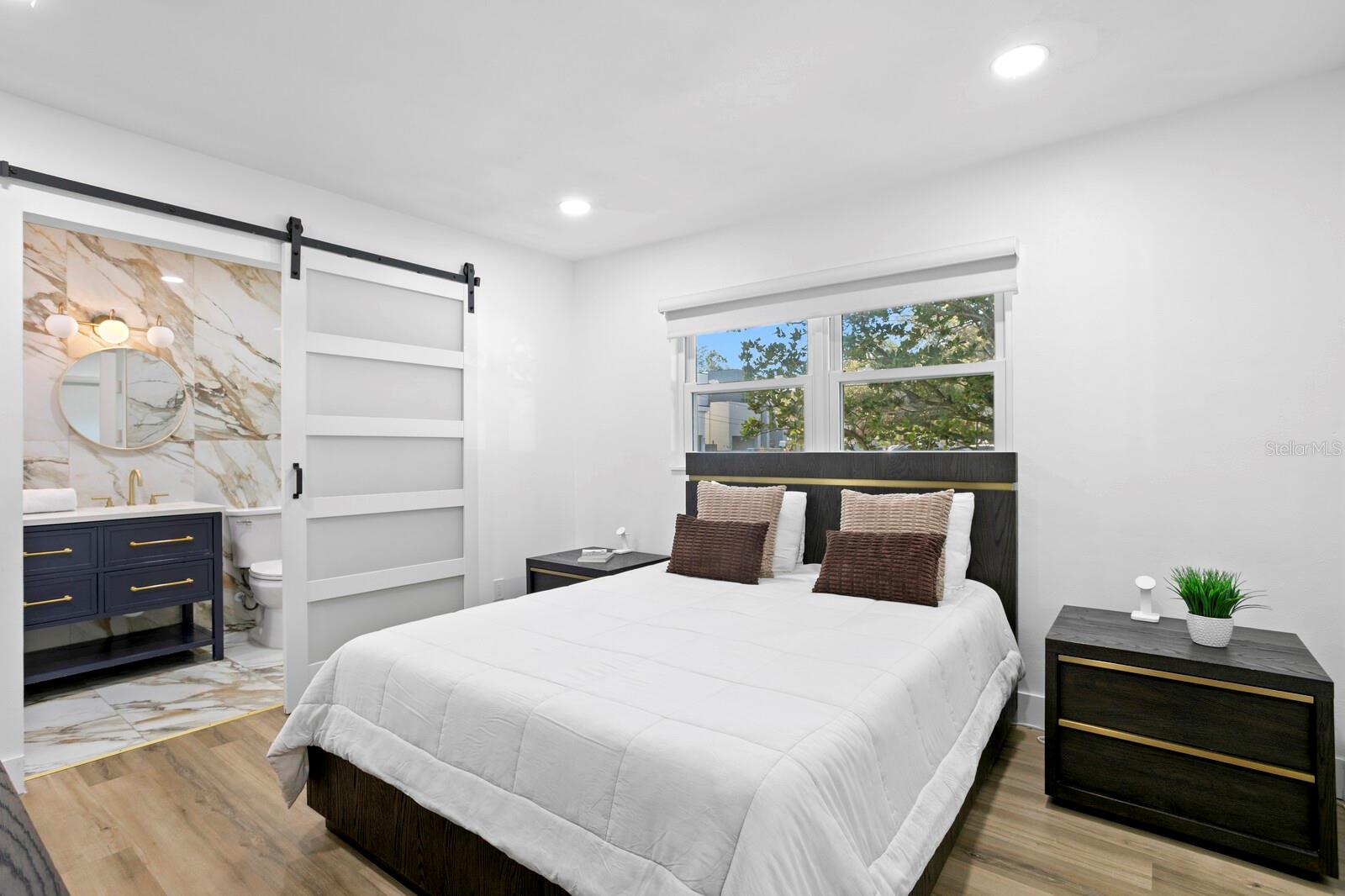 Image 24 of 47 For 208 Ward Street