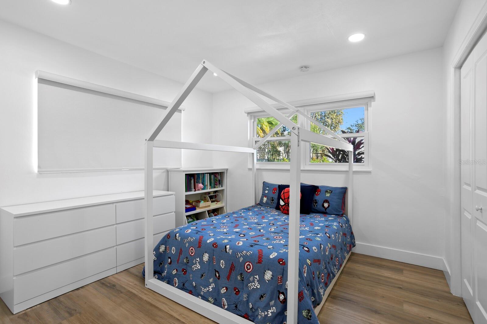 Image 29 of 47 For 208 Ward Street