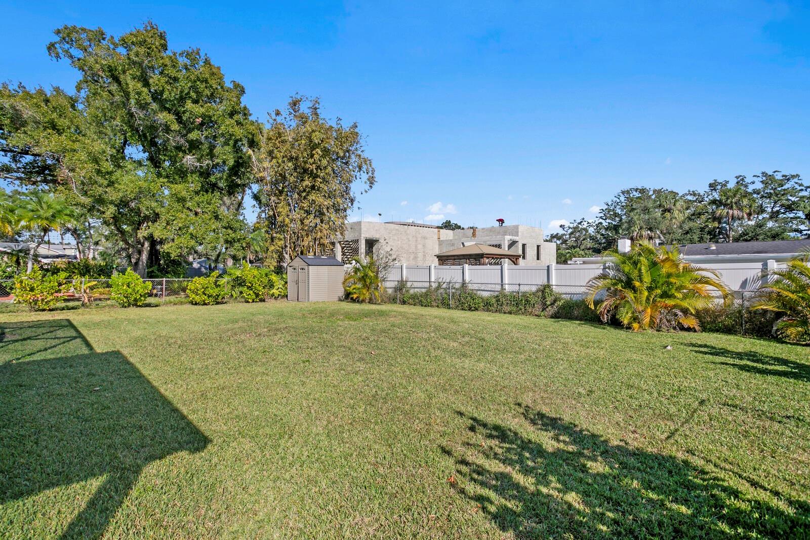 Image 46 of 47 For 208 Ward Street