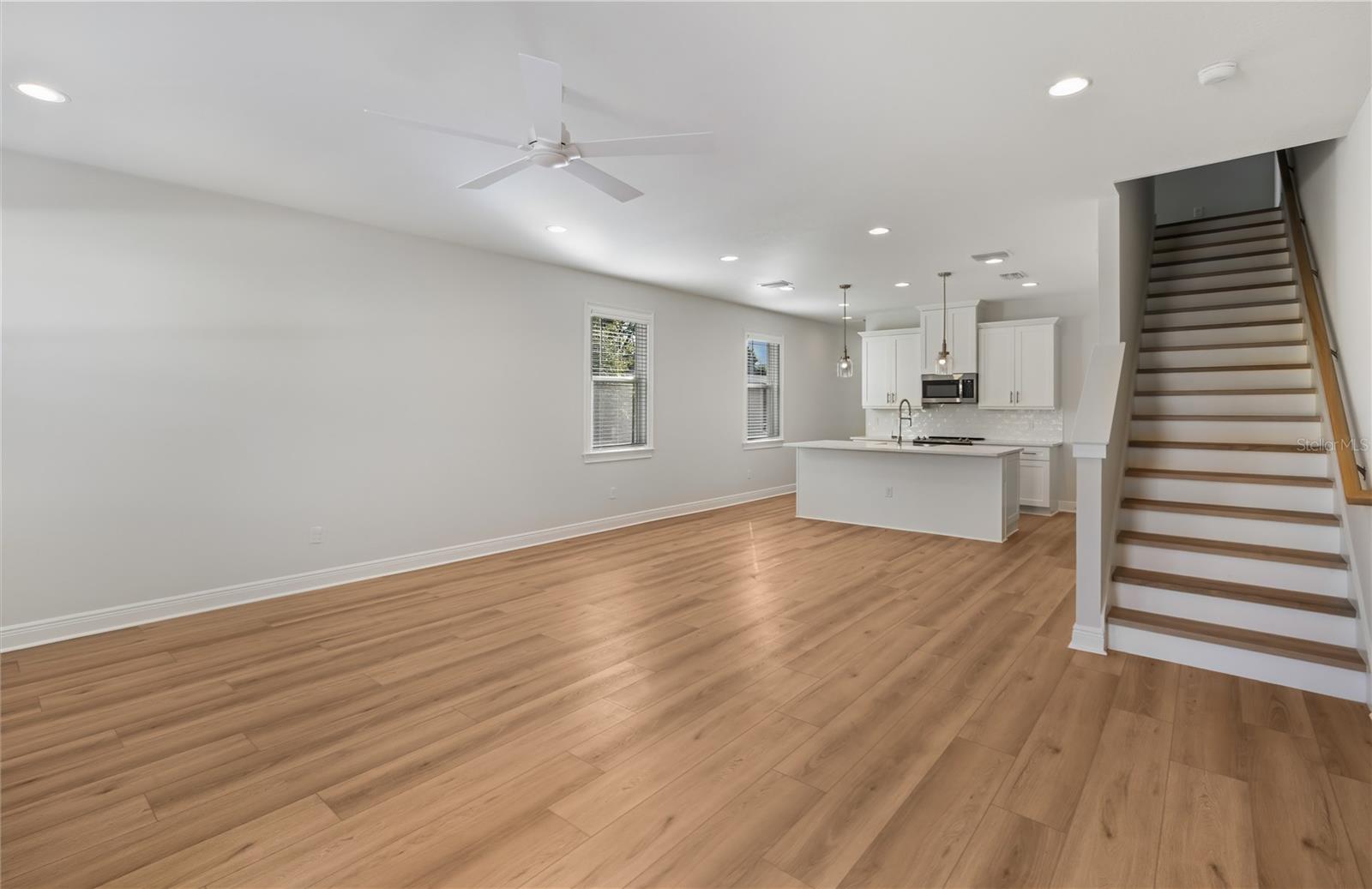 Image 11 of 22 For 2409 Fig Street 1