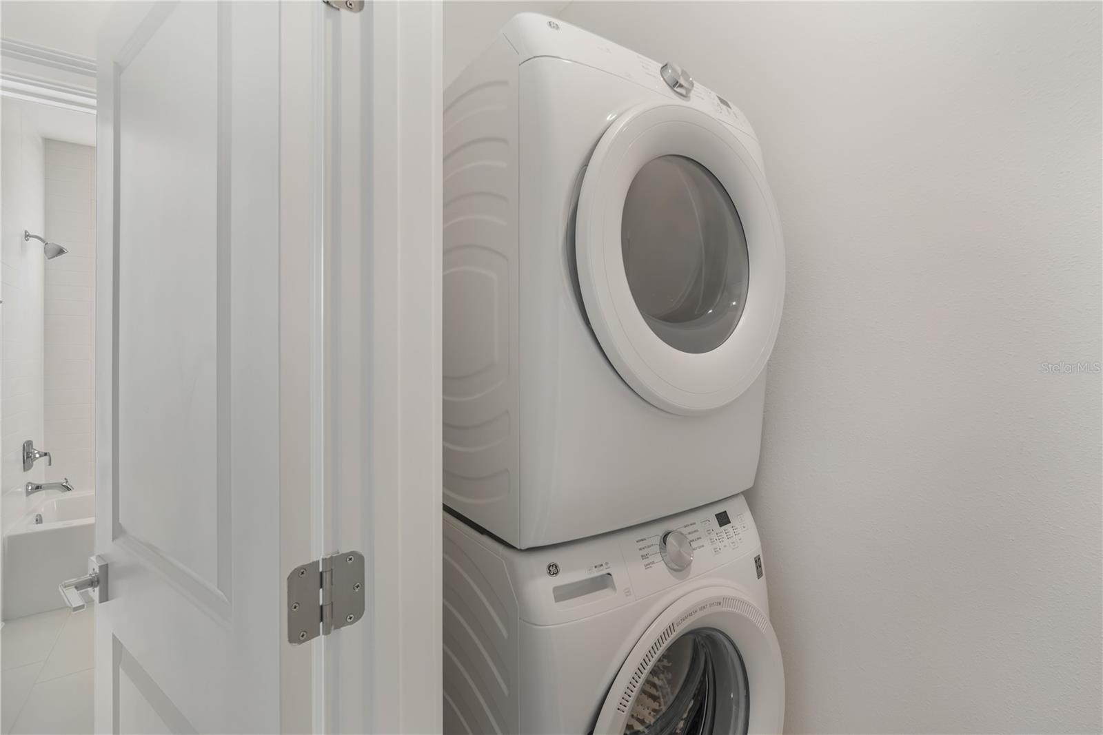 Image 12 of 22 For 2409 Fig Street 1