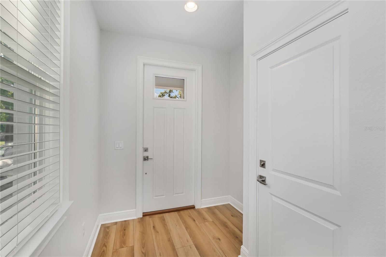 Image 3 of 22 For 2409 Fig Street 1