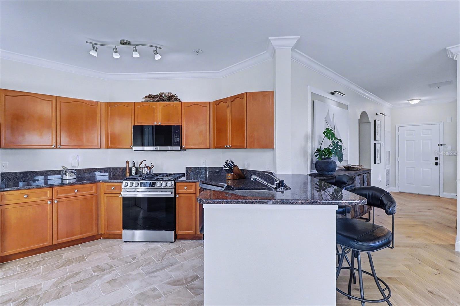 Image 13 of 56 For 2730 Via Tivoli  334b