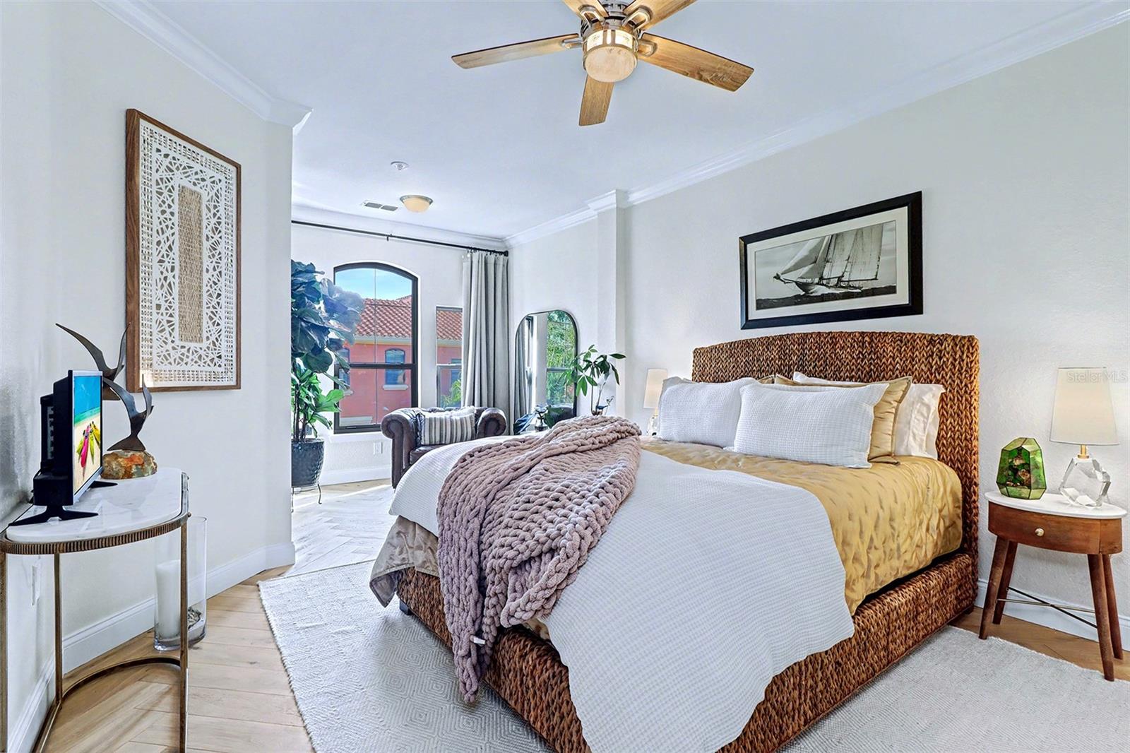 Image 21 of 56 For 2730 Via Tivoli  334b