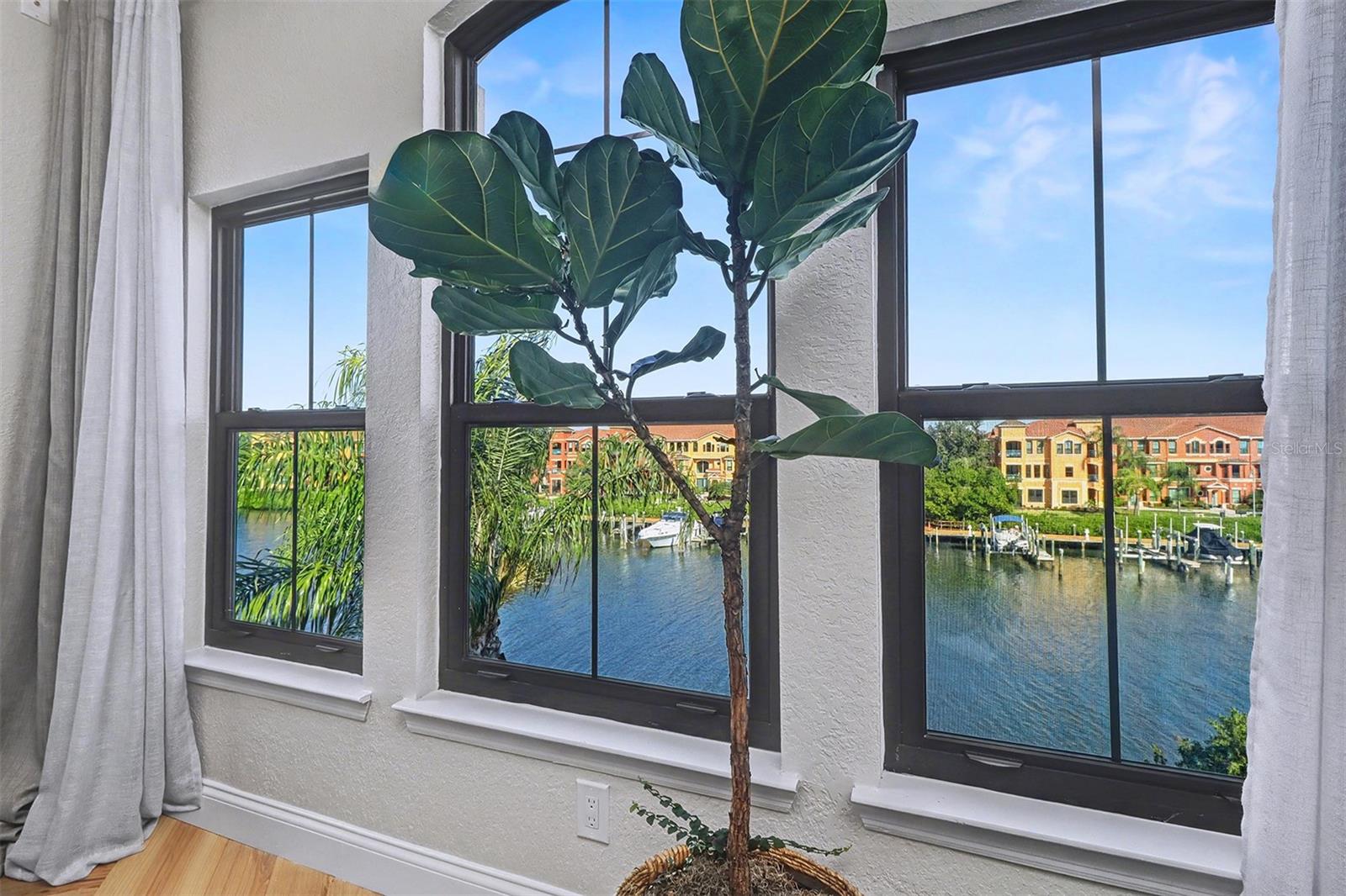 Image 5 of 56 For 2730 Via Tivoli  334b