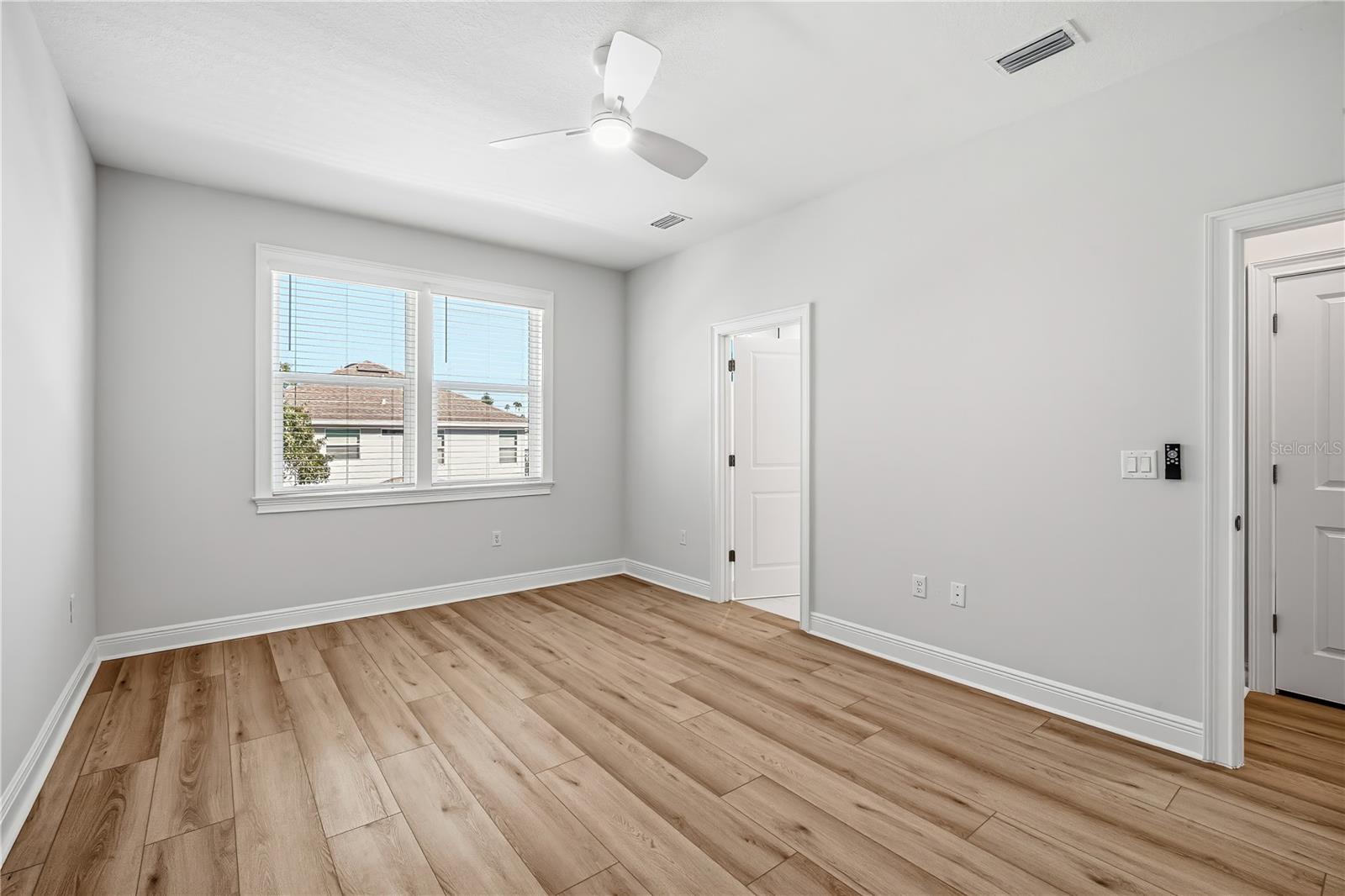 Image 16 of 22 For 2409 Fig Street 2