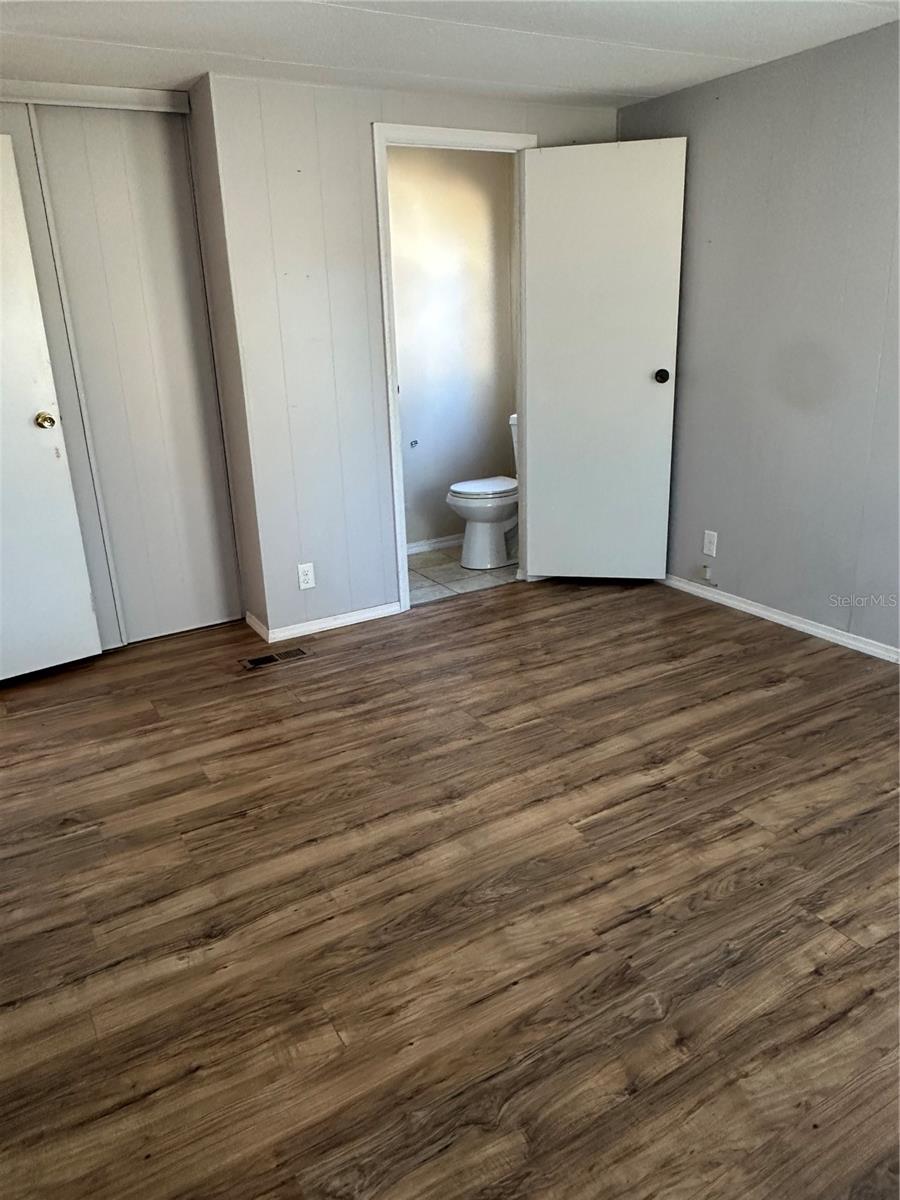 Image 15 of 25 For 2465 Putter Road 1368