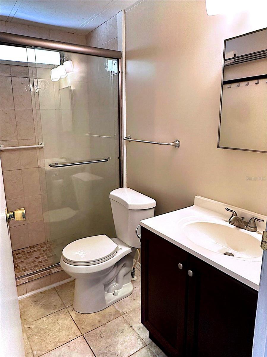 Image 18 of 25 For 2465 Putter Road 1368