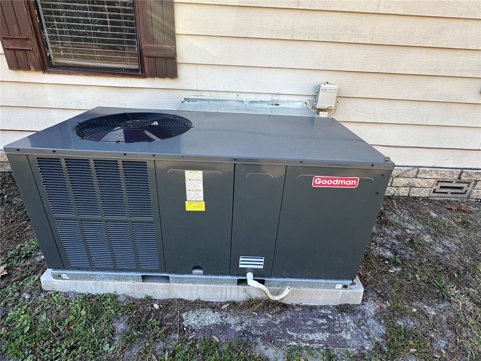 Image 22 of 25 For 2465 Putter Road 1368