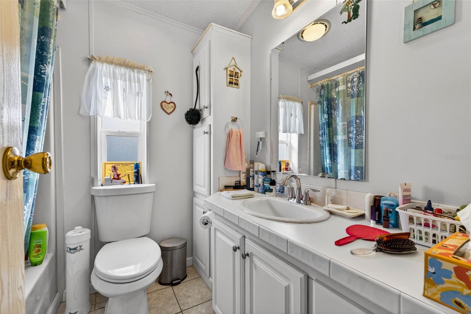 Image 19 of 37 For 35051 Condominium Boulevard