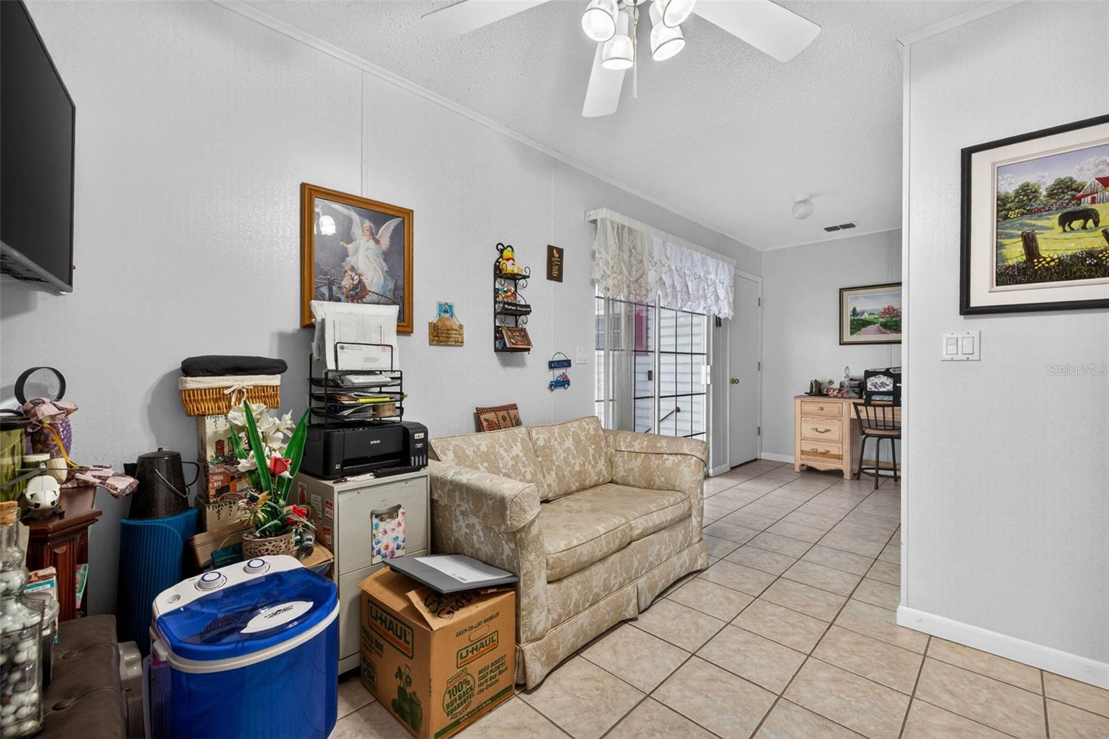 Image 20 of 37 For 35051 Condominium Boulevard