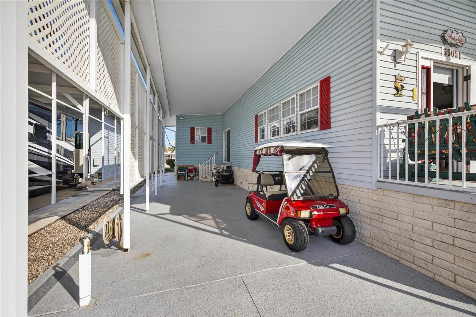 Image 23 of 37 For 35051 Condominium Boulevard