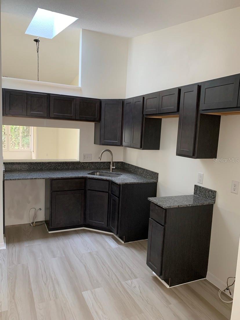 Image 4 of 26 For 13136 Cypress Hill Drive 125a